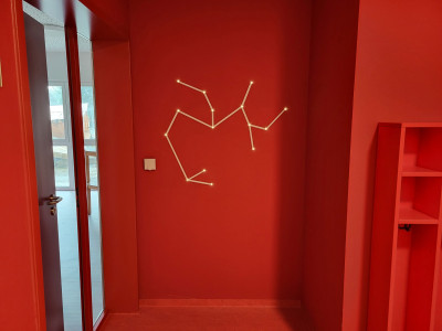 Jeder Gruppenraum erhielt ein eigenes Sternzeichen versehen