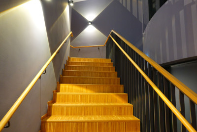 Treppenaufgang zu den Zimmern